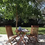 Apartment Anthias Garden Frinion