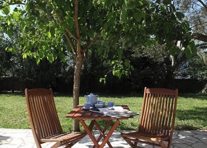 Apartment Anthias Garden Frinion